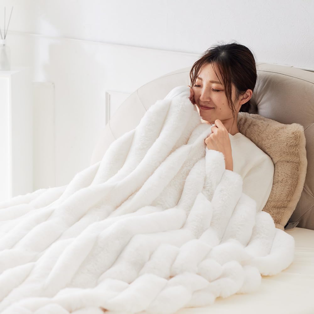 Amazon｜ASHELふわふわボーダー 7cm ハーフケット(100cm×140cm